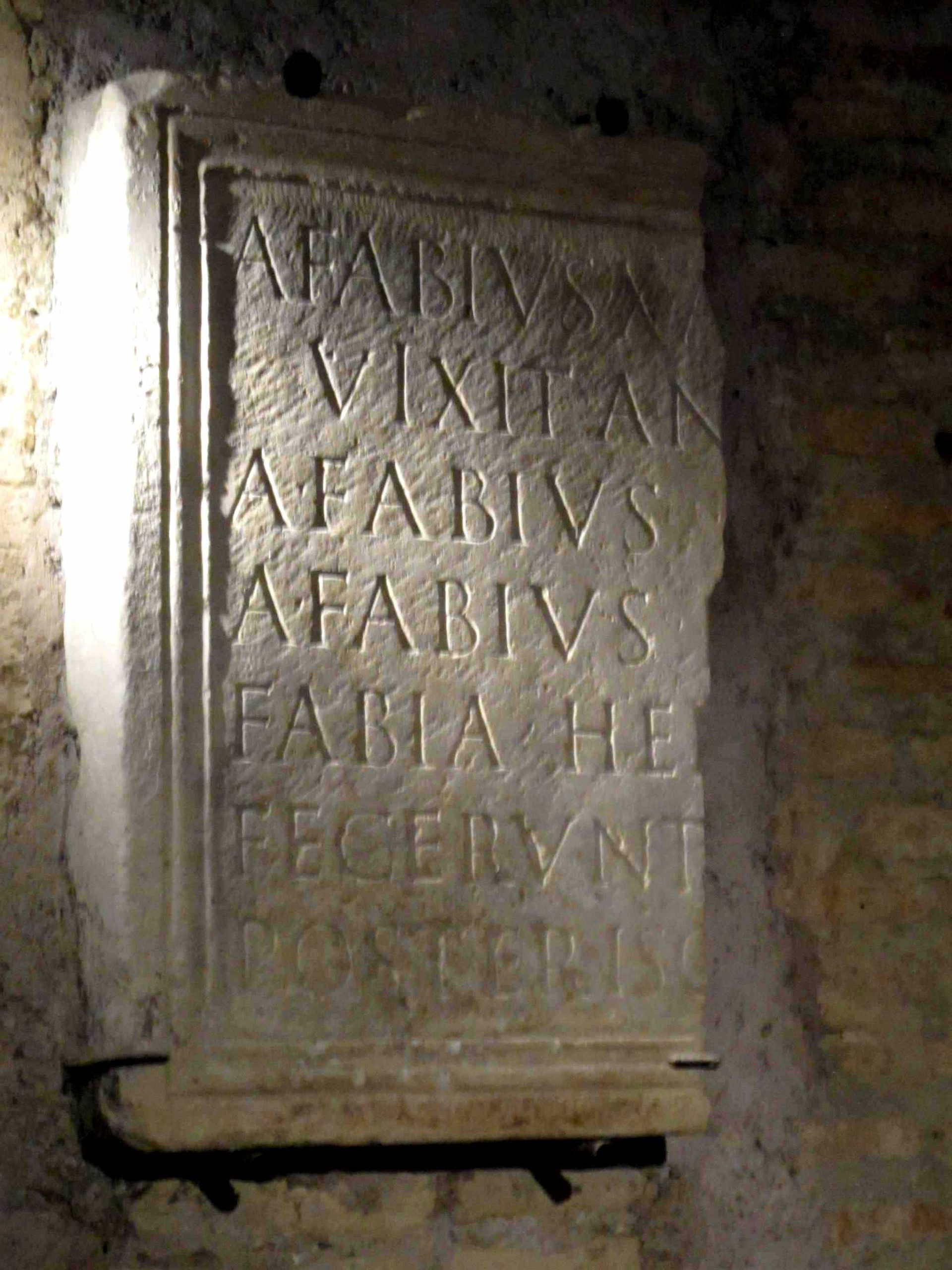 old temple of Esculapio. Rome 16.jpg